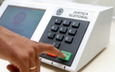 FALA O VULCÃO,  de Angye Gaona (tradução de Jefferson Vasques)